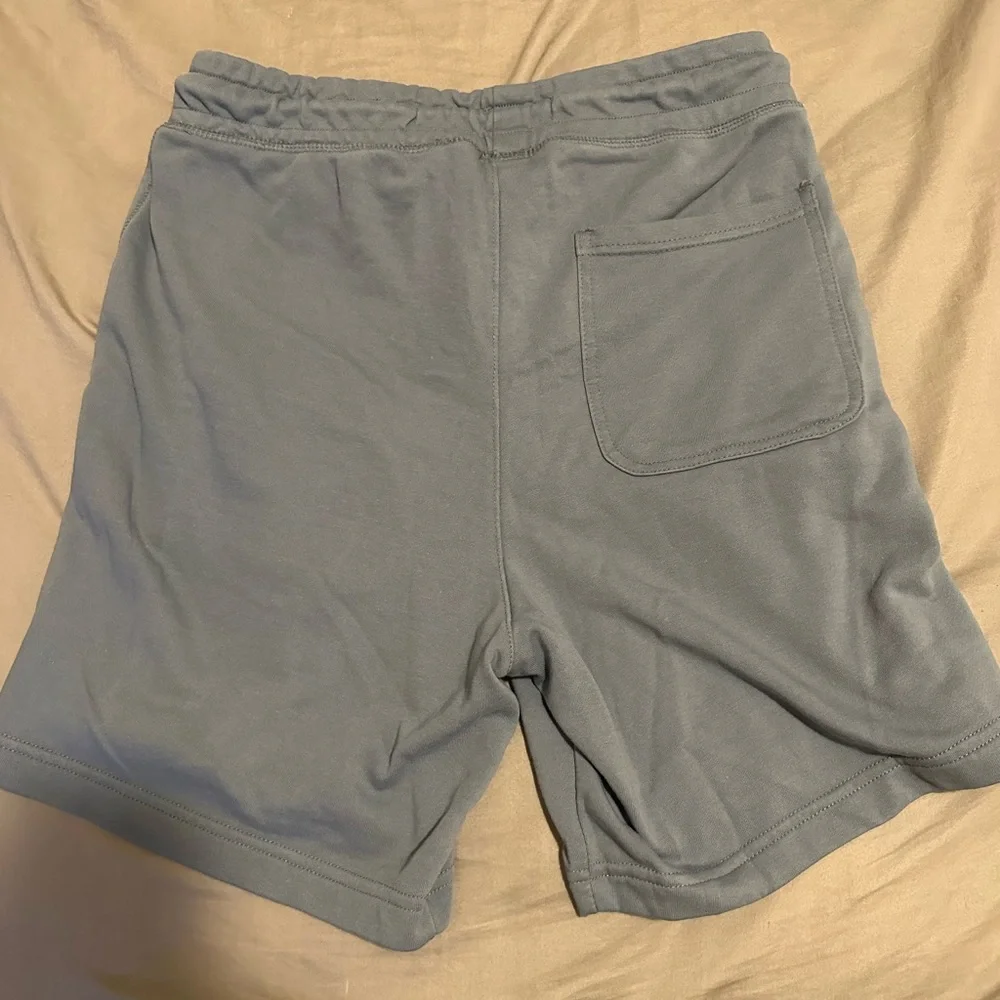 large - Picture 2 of 3